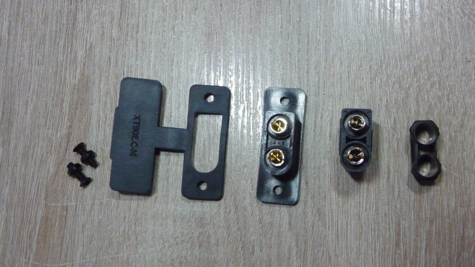 RC Modellbau: XT90 Einbaubuchse und Stecker – Neu (gemäss Beschreibung) aus Rapperswil SG von 1035f 4