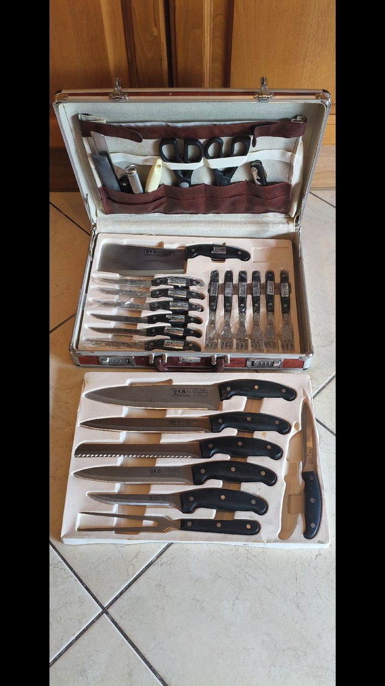 Couverts: Set de cuisine  – D'occasion à Yvonand par jmp_2hbr