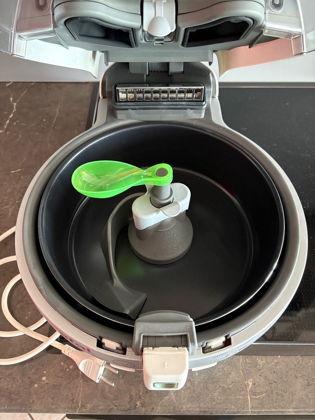 Tefal Elettrodomestici da cucina: Tefal Actifry Fritteuse Ohne öl – Nuovo (secondo la descrizione) da Hauterive NE venduto da eriamch 2