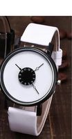 Kamach Damenarmbanduhr mit Zifferblatt Innen