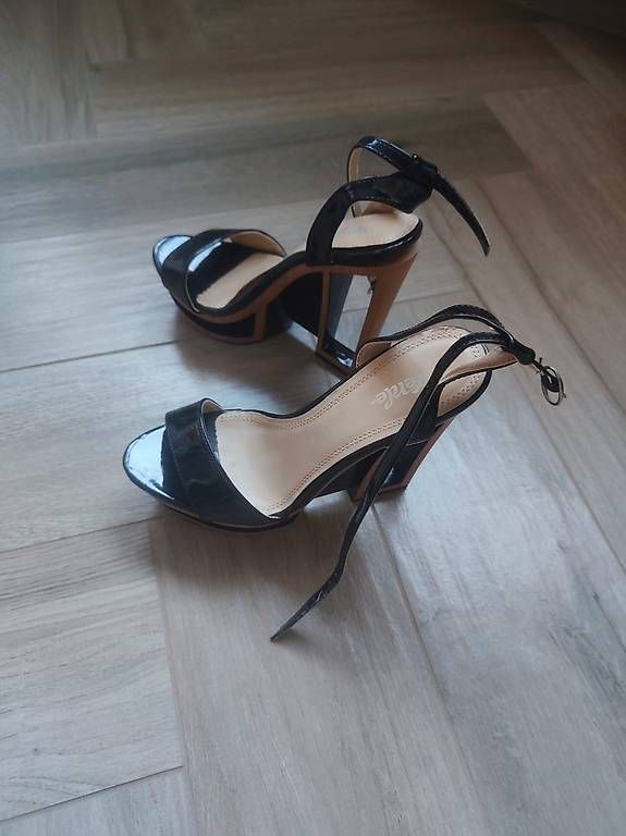 Scarpe da donna: Scarpe da donna nr.37 – Nuovo (secondo la descrizione) da Paradiso venduto da liv_9kgg 4