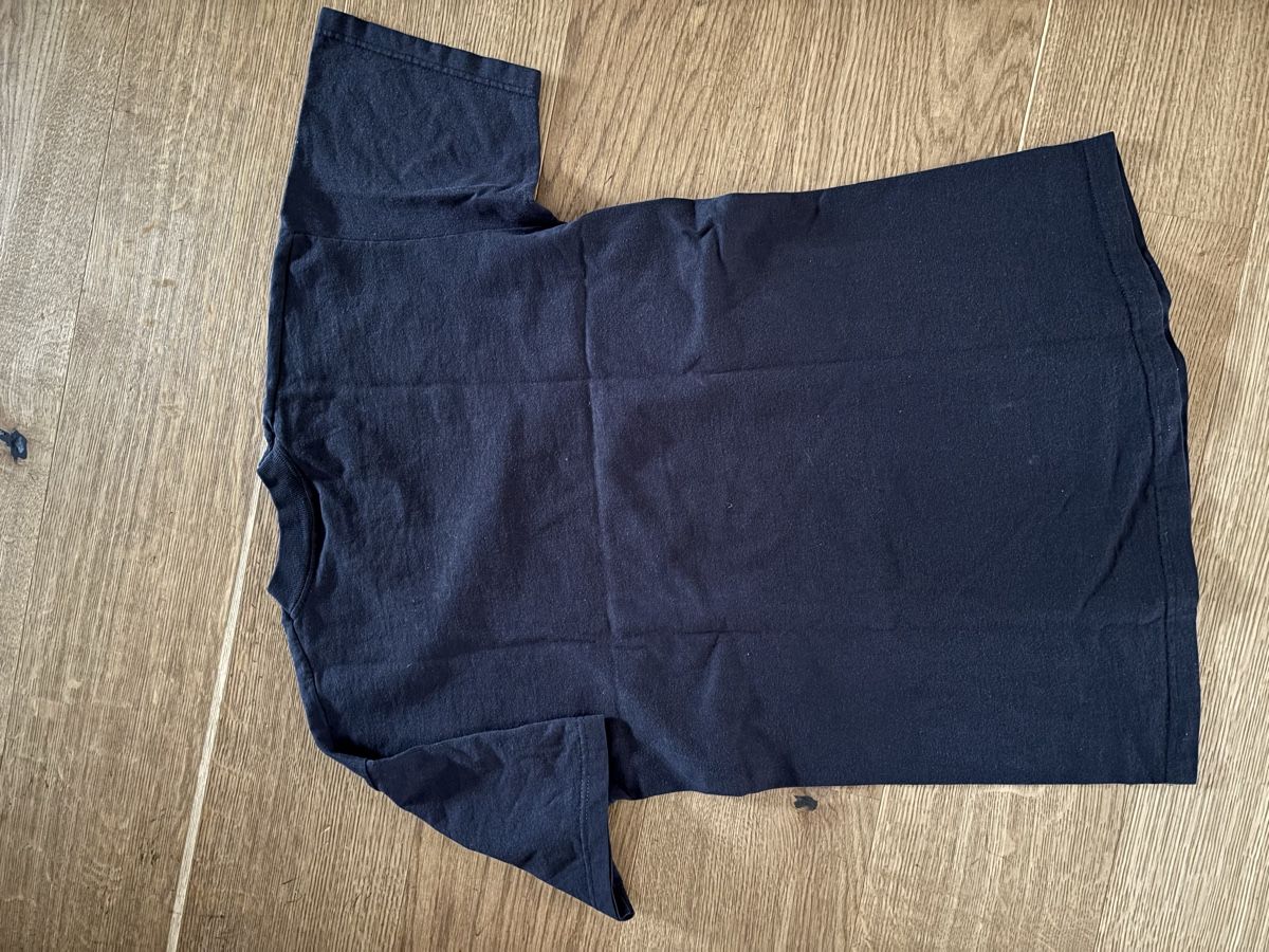 T-shirt: T-Shirt Latitude Sud  – Usato da Würenlos venduto da Ashley24 3