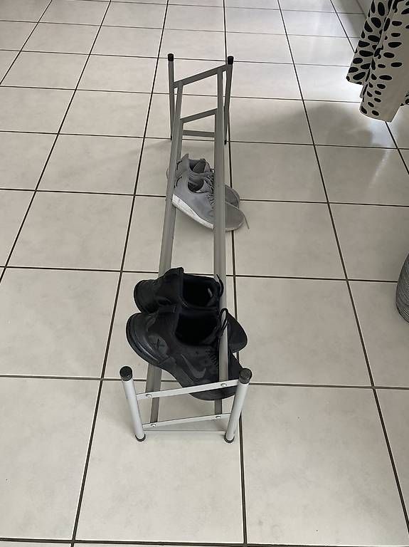 Scaffali: Étagère à chaussure – Usato da Preverenges venduto da Jojoa35 1