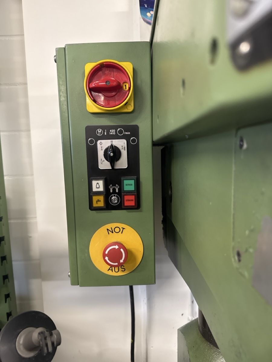 Fehlmann Trapani: Fehlmann P18S, perceuse traudeuse d'établi – Usato da Aarberg venduto da SNMachines 2