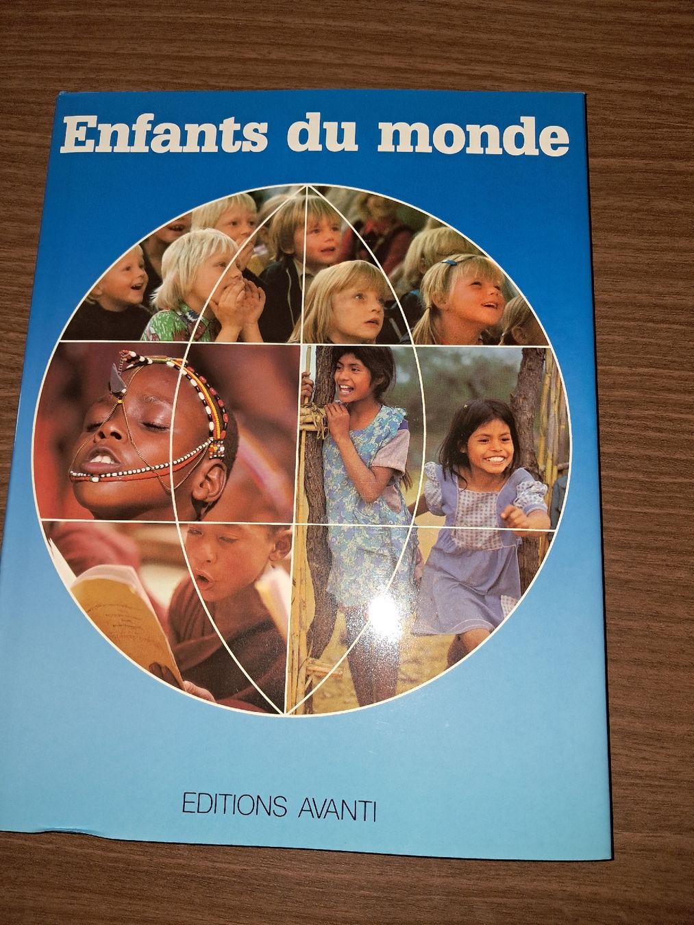 Libri: Enfants du monde – Usato da Le locle venduto da juliensaran