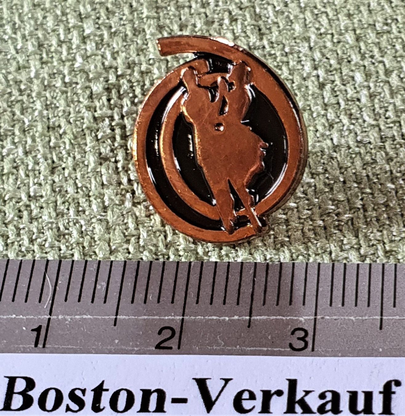 Ciondoli: E573 - Kunst Pin Bronze farbig Tanzpaar – Usato da Reinach BL venduto da Boston-Verkauf 2
