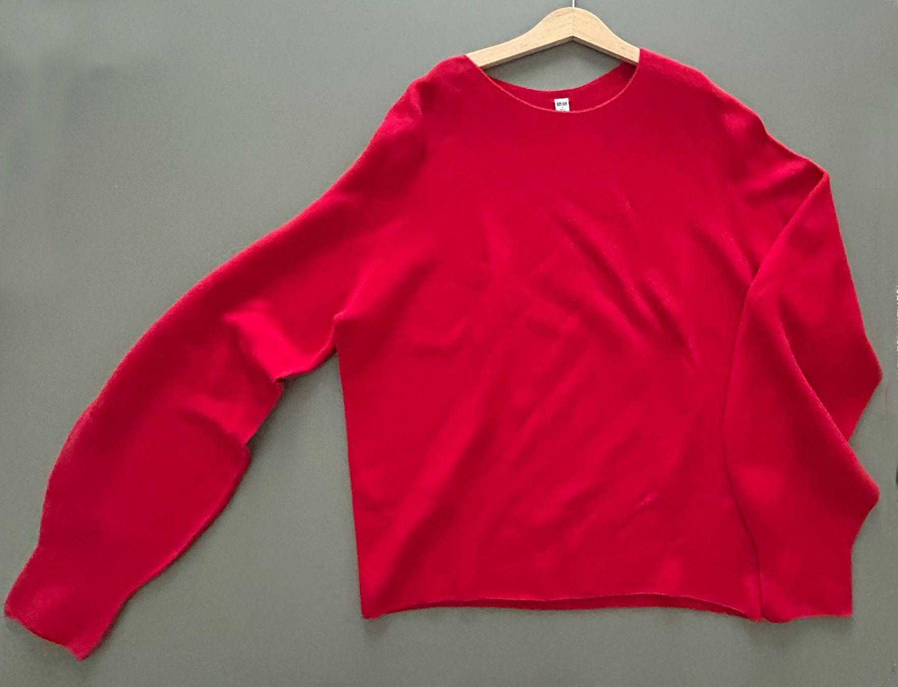 Pulls & Sweat-shirts: Pullover von Uniqlo – D'occasion à Zürich par nta 1