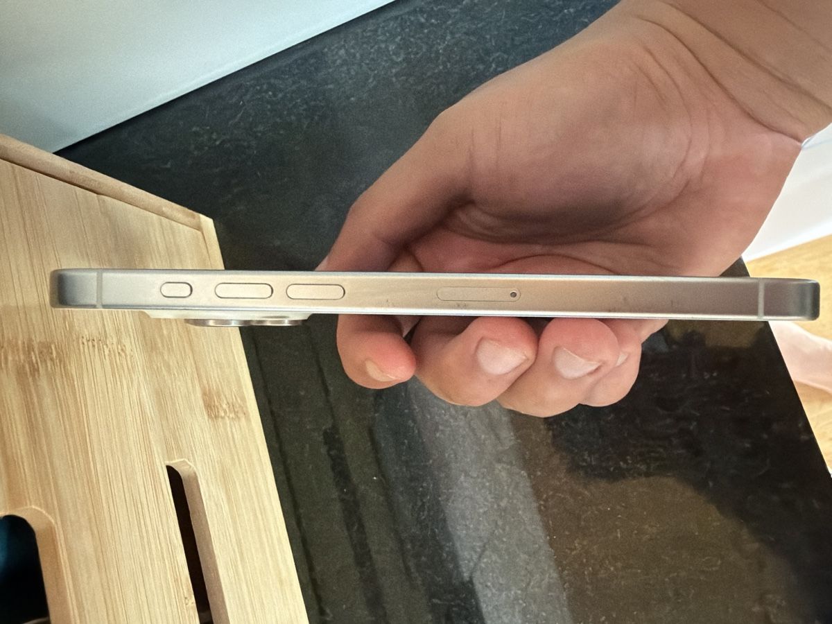 Apple Handys / Smartphones: iPhone 15 pro max 256GB top zustand! – Gebraucht aus Zürich von Yoni_to 2