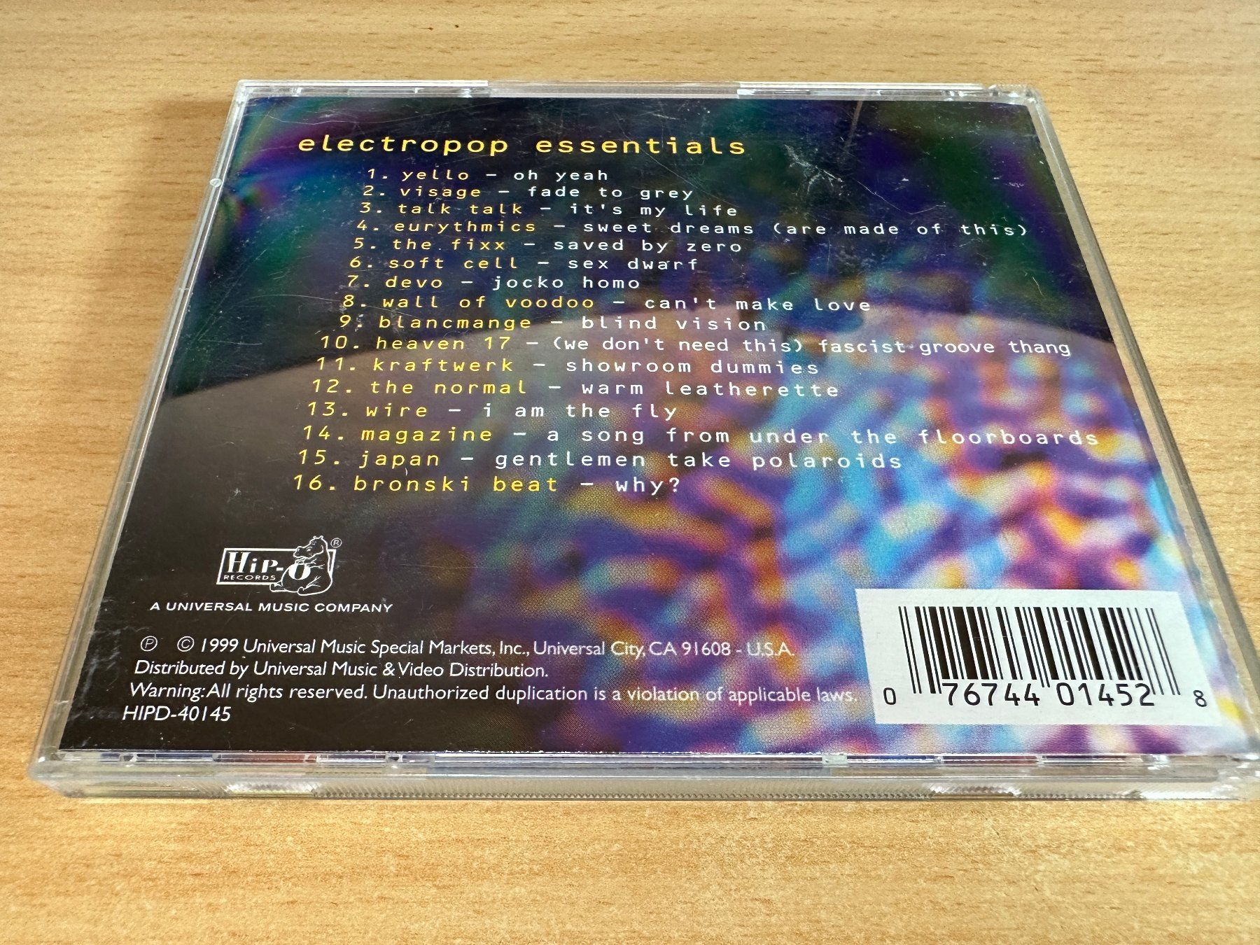 CD: Various – Electropop Essentials – Usato da Rikon im Tösstal venduto da Alpenmutz 1