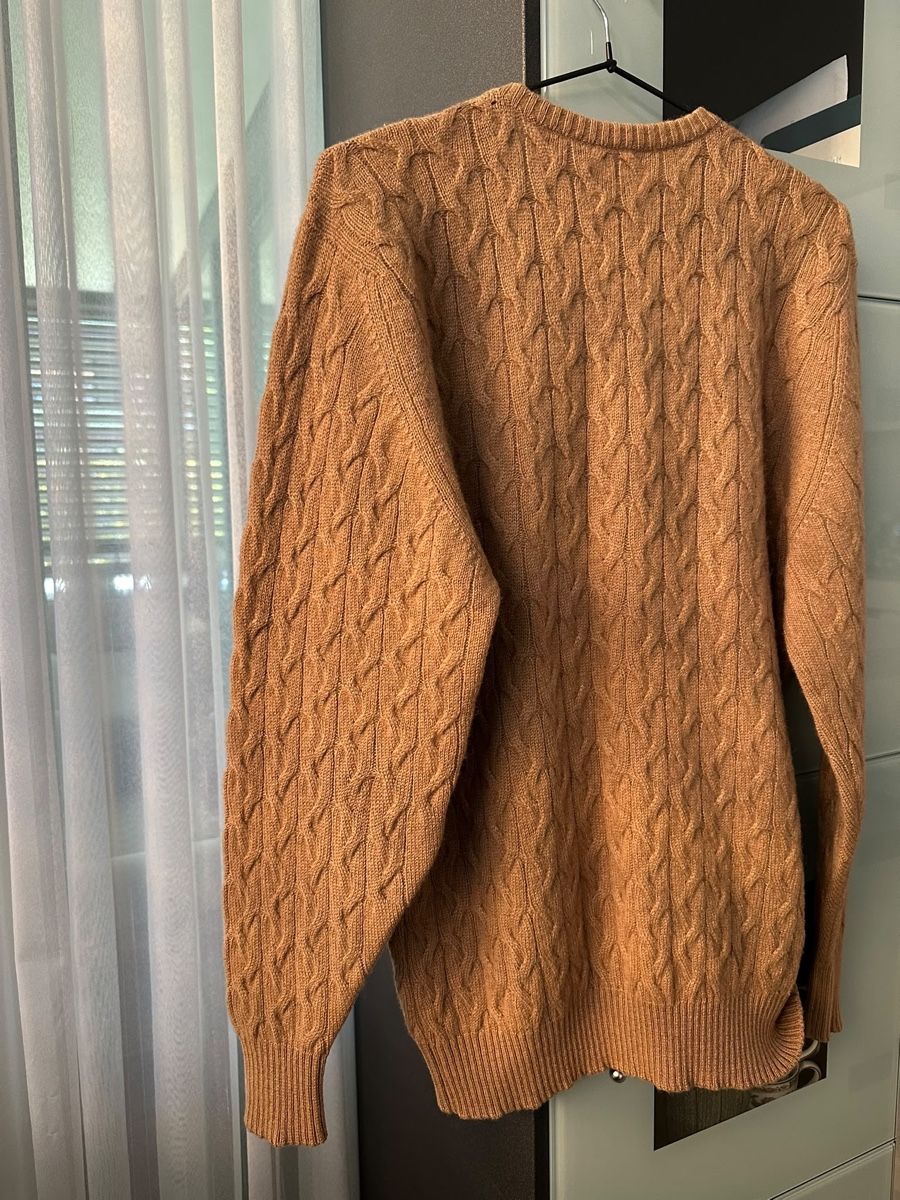 Maglioni & Felpe: Pullover aus Kaschmir – Usato da Binningen venduto da Yuliya15 1