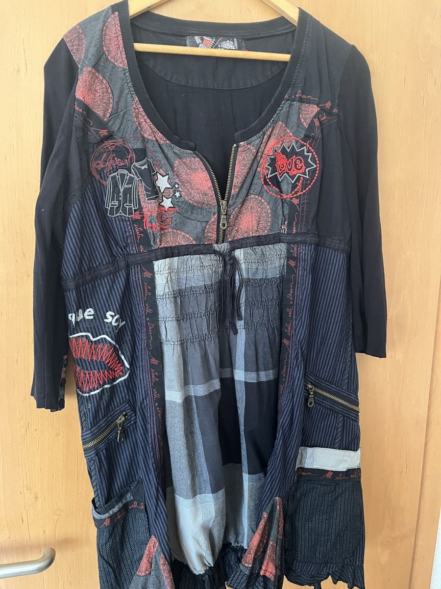 Desigual Vestiti: Robe Desigual taille 40/42 – Usato da Moutier venduto da Linou