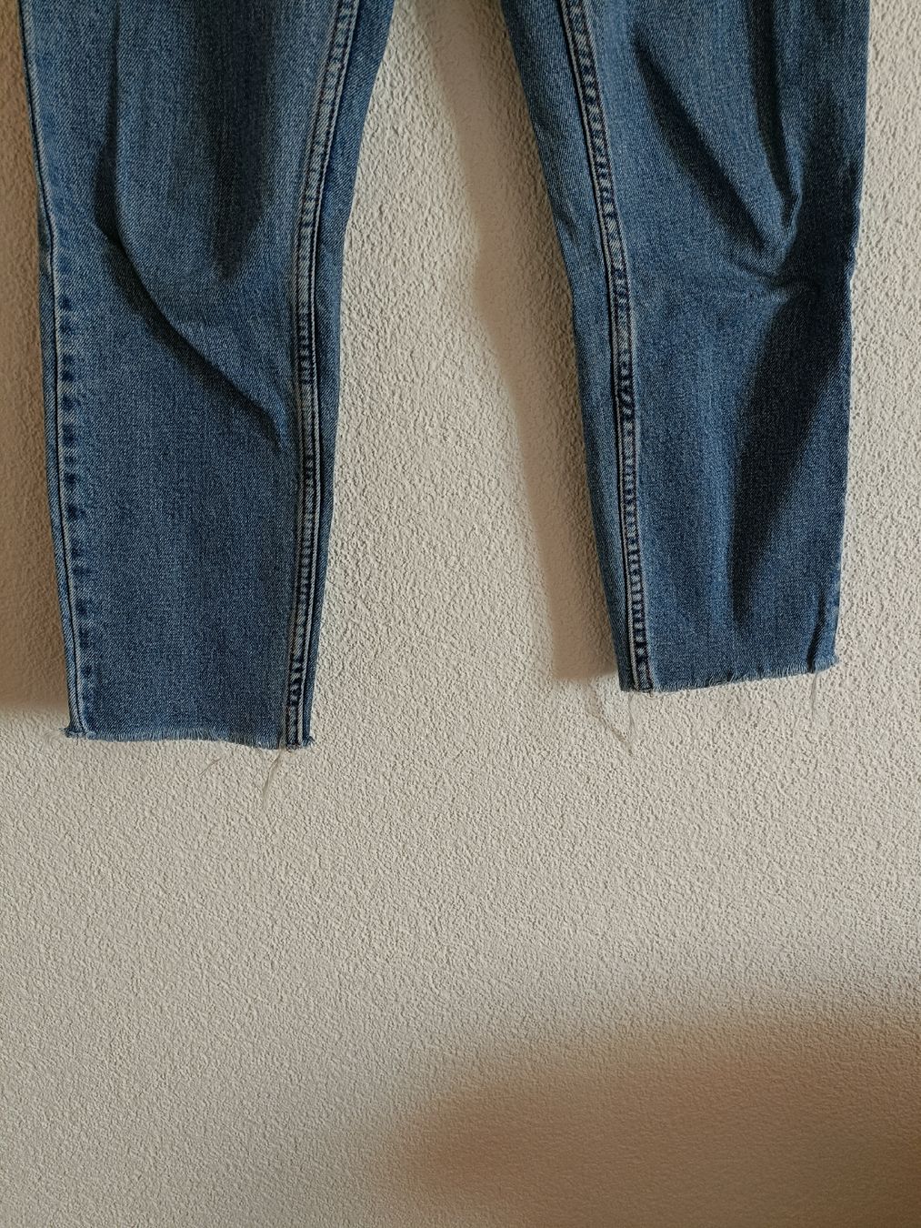 Only Jeans: Jean ONLY / Taille 34 / Coupe droite – Gebraucht aus Vaulruz von O_DDM 1