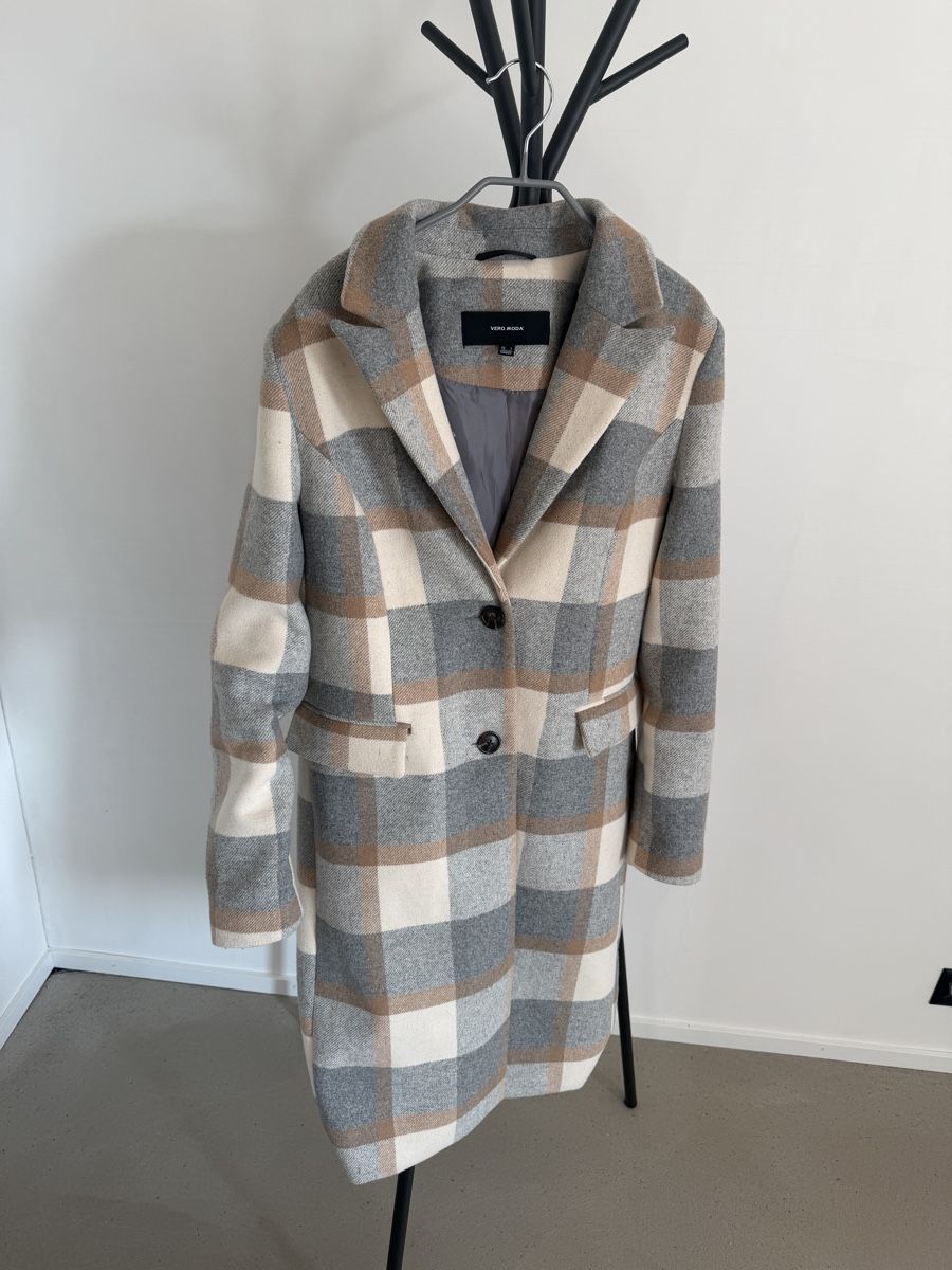 Vero Moda Cappotti: Mantel Vero Moda – Usato da Wollerau venduto da shoppingqueen18