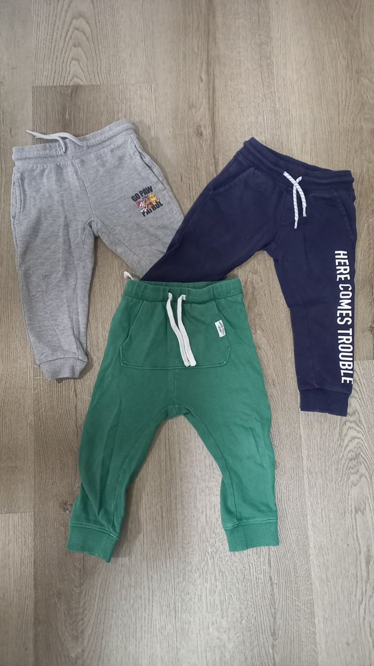 Lotti & Set di vestiti: Baby Kleider Paket ,Gr 92/98 – Usato da Oftringen venduto da joa_bbm2