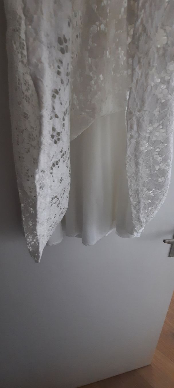 Vestiti & Gonne: 3 süsse Sommerkleider Grösse M – Usato da Aesch BL venduto da ChezToKa 3