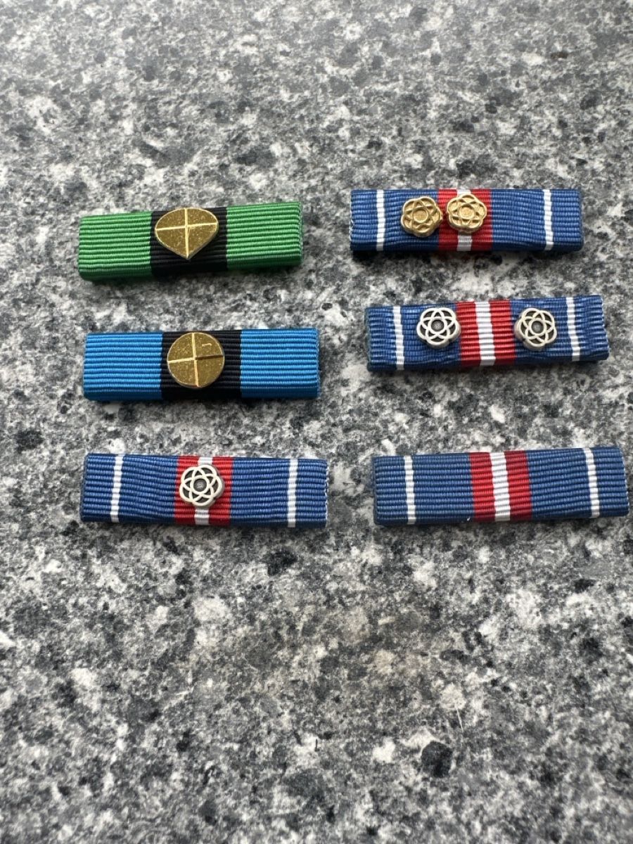 Armée suisse Plaquettes & Badges: Ribbon Armee – D'occasion à Morbio Inferiore par Ecod