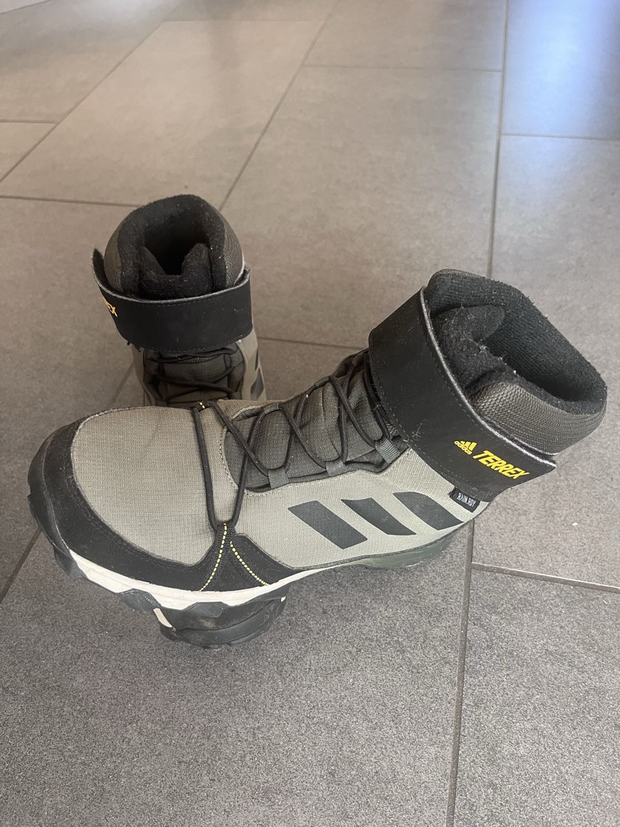 Adidas Schuhe für Jungen: Adidas Terrex Winter shose – Gebraucht aus Li Curt von Bu51ne55P 1