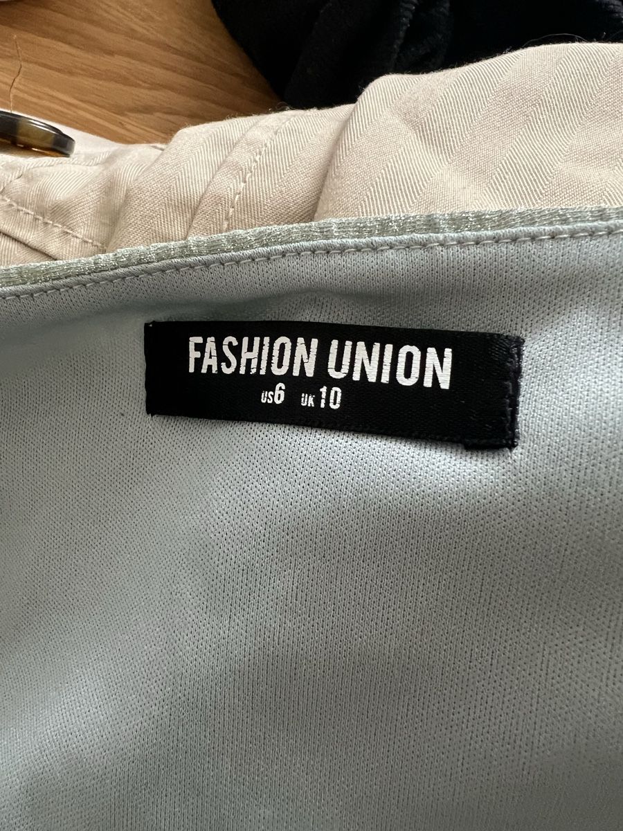 Vestiti: fashion union Kleid – Nuovo (secondo la descrizione) da Bern venduto da lea_wf9x 2