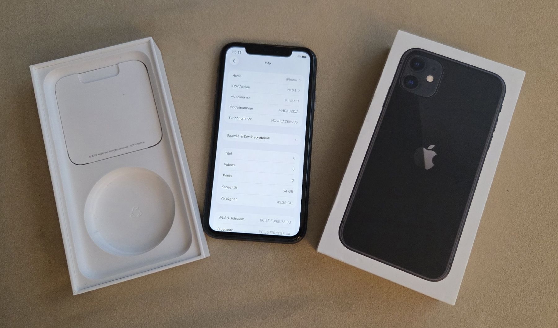 Apple Handys / Smartphones: iPhone 11 64GB Black – Gebraucht aus Eglisau von tour-divoir