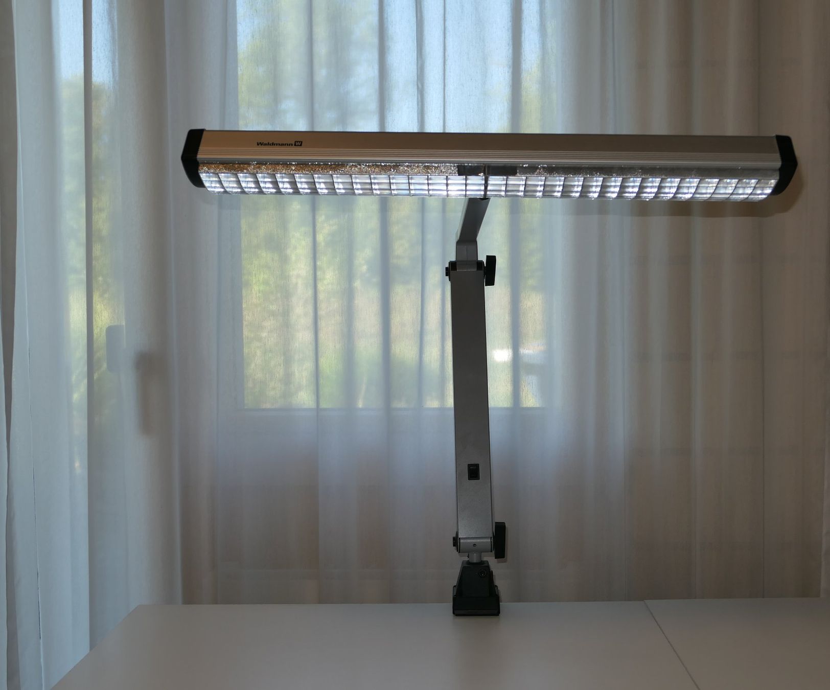 Lampen: Waldmann Universal Arbeitsplatz Lampe ST 136 -Tischleuchte – Gebraucht aus Münchenbuchsee von Ploder0
