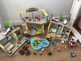 Playmo Beach Hotel