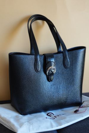 Aigner Liza 0002 Black Handtasche unbenutzt