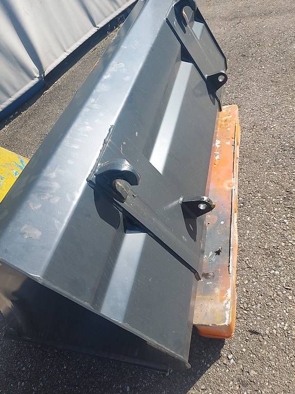 Trattori: Traktor/ Frontlader-Schaufel 160 cm – Usato da Matzingen venduto da Traktorenreich 2