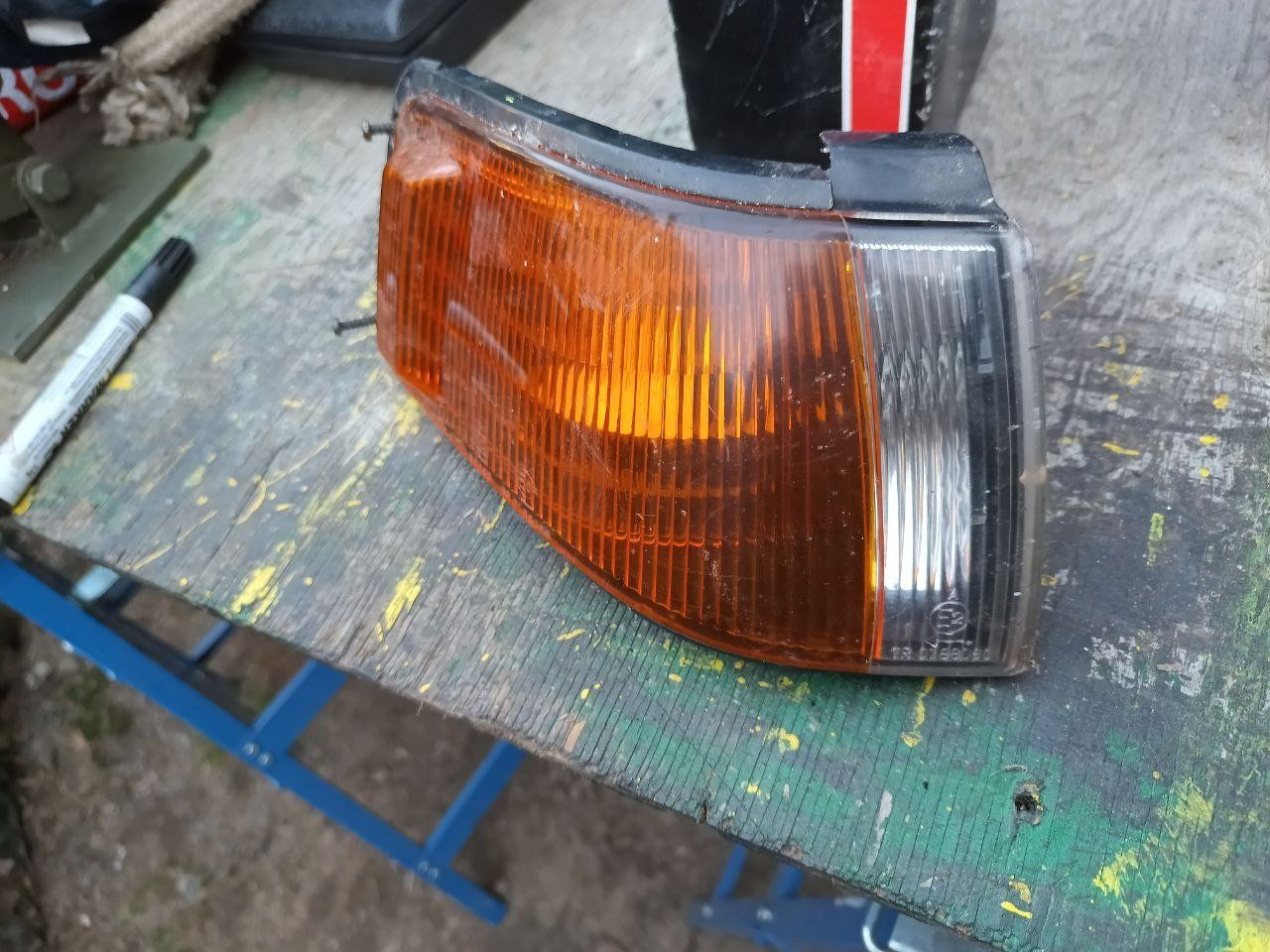Mazda Tutti pezzi di ricambio auto: Mazda 323 BG Blinker Blinkleuchte rechts – Usato da Gudo venduto da dispo3 1