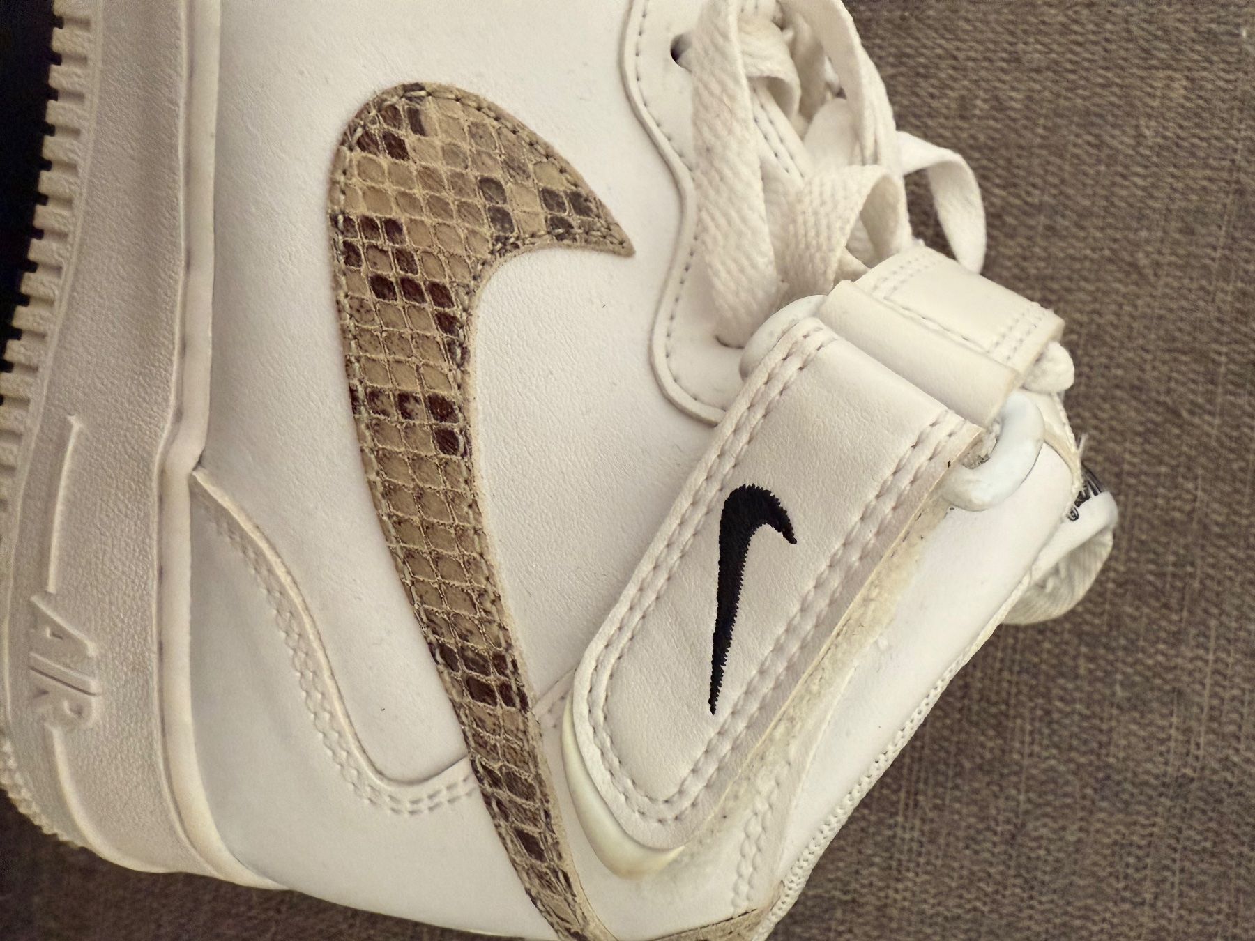 Nike Damenschuhe: Baskets Nike Air Force one – Gebraucht aus Genève von Rachelp13 6