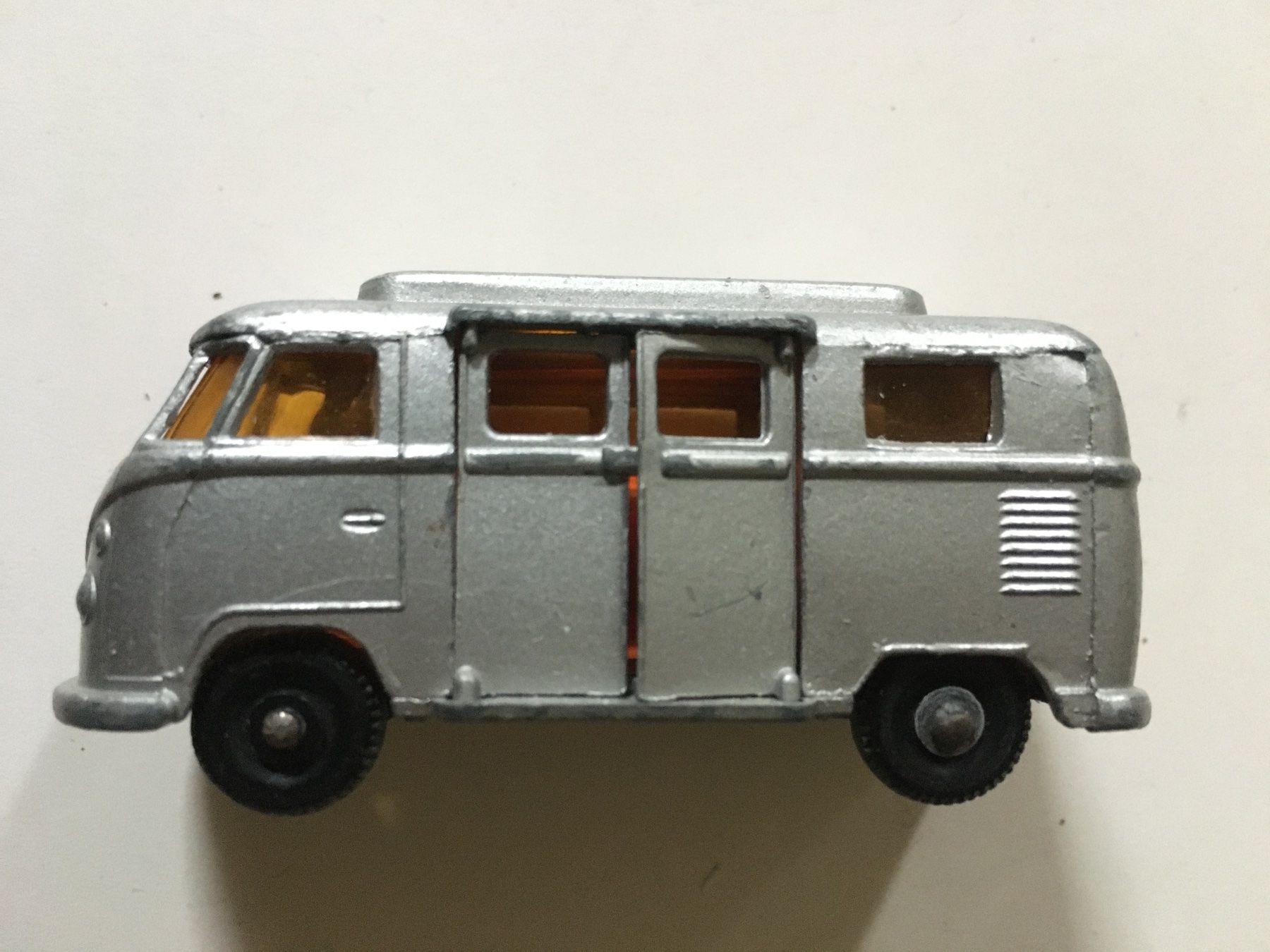 Lesney Modellini d'auto: Lesney VW Bus. 34 – Usato da Grellingen venduto da Toyhamster