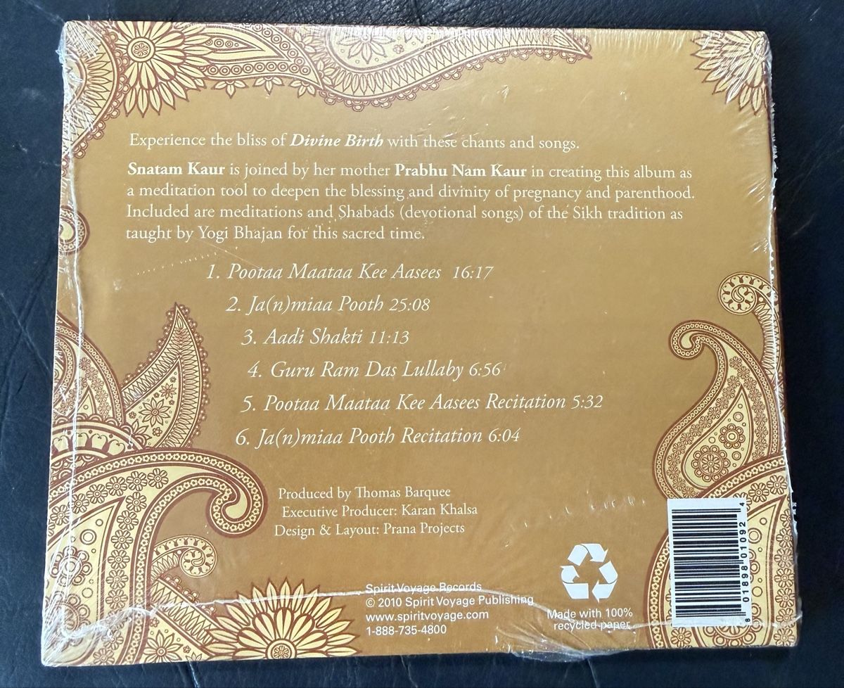 CD: Snatam Kaur CD Devine Birth – Nuovo e nell'imballaggio originale da Birsfelden venduto da Soulseeker 2