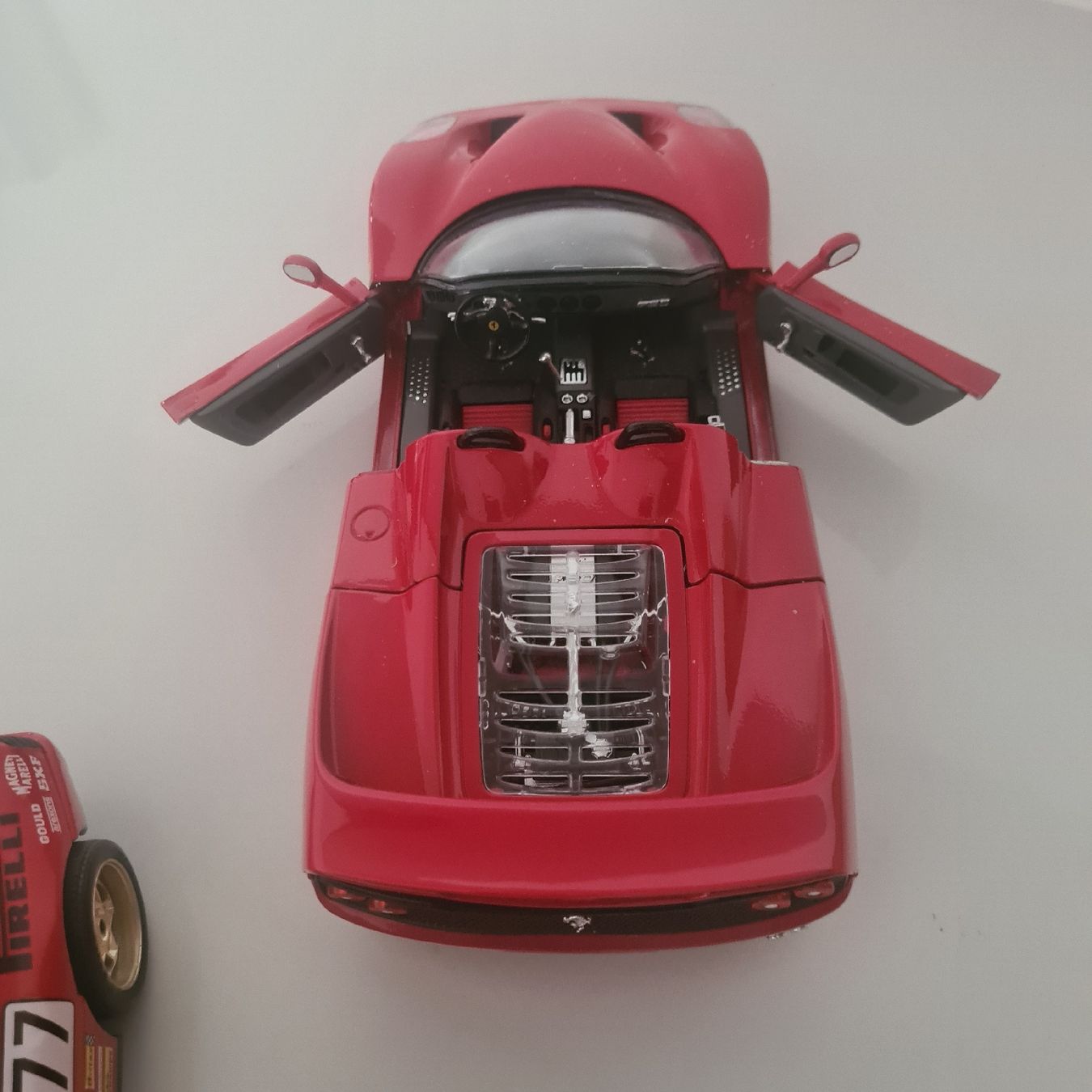 Bburago Modellini d'auto: 2 Ferari Burgo Modell 1/18 – Usato da Steinen venduto da turbogeiss99 1