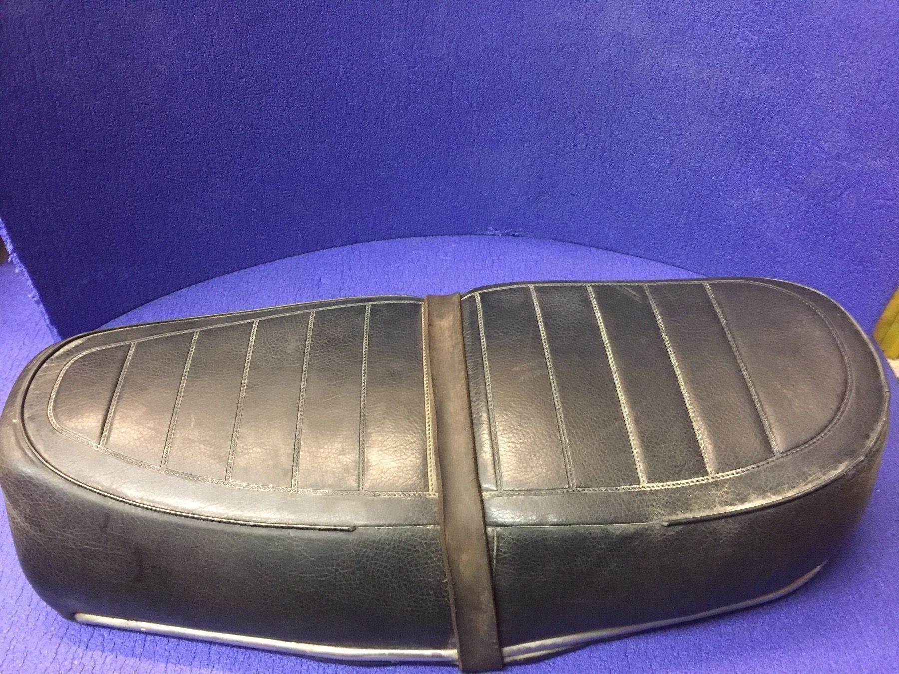 Selle & Accessori: Sattel honda selle – Usato da Vevey venduto da Chupita-met 2