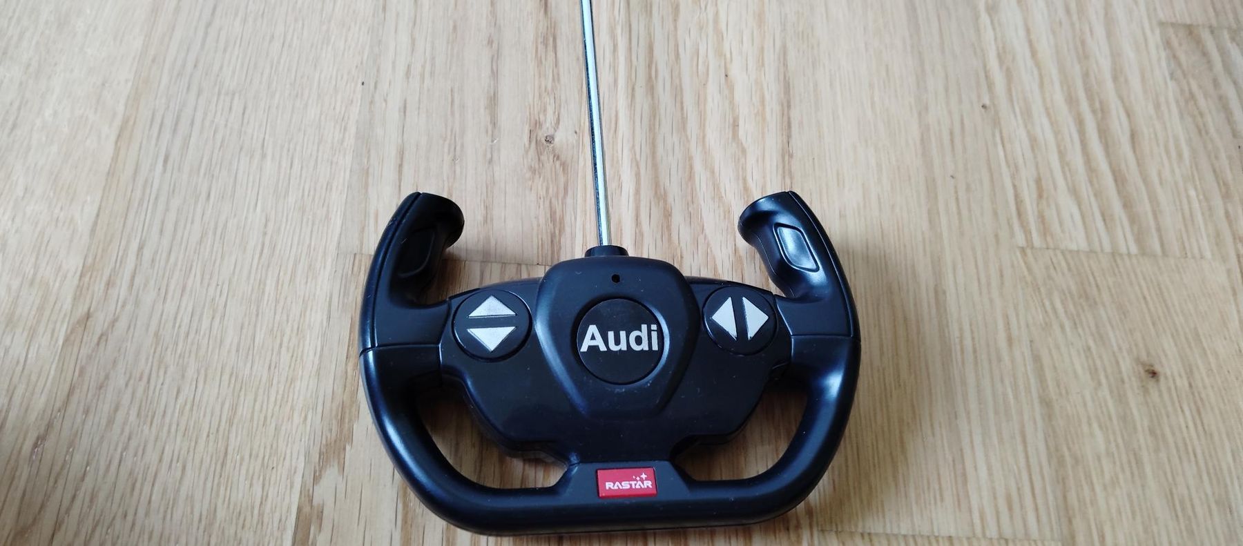 Modellismo RC: Ferngesteuerter Audi R8 GT3  – Usato da Riehen venduto da ssa_g27f 8