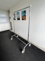 Robuster Kleiderständer / Rollständer