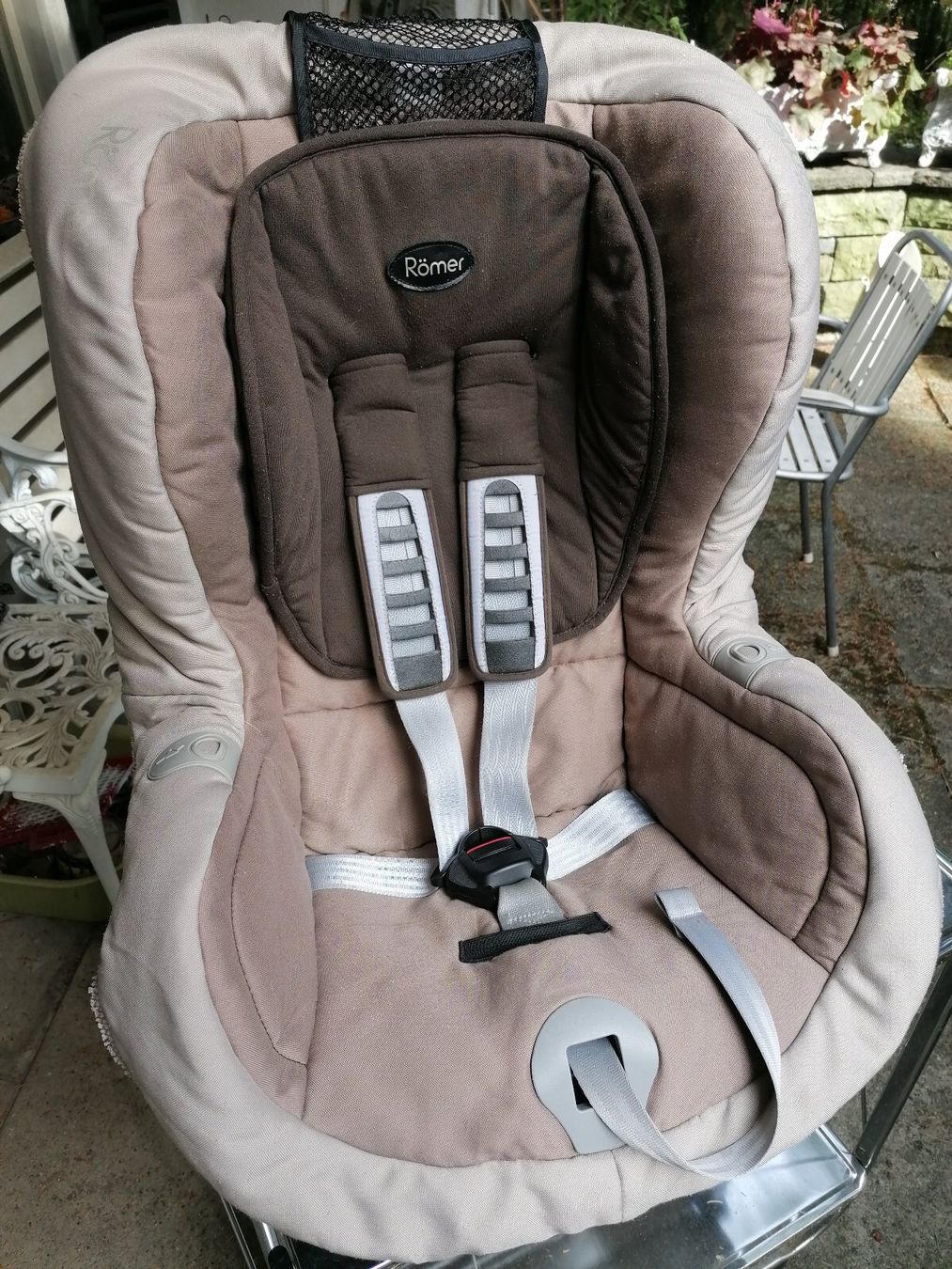 Britax Römer Auto-Kindersitze: Römer Baby Autositz NP 350Fr+ – Gebraucht aus Binningen von Smile-46
