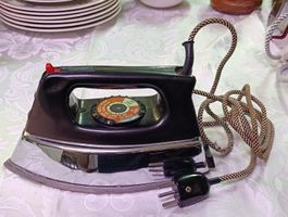 Vintage Jura Bügeleisen - Klassiker für Sammler & Liebhaber