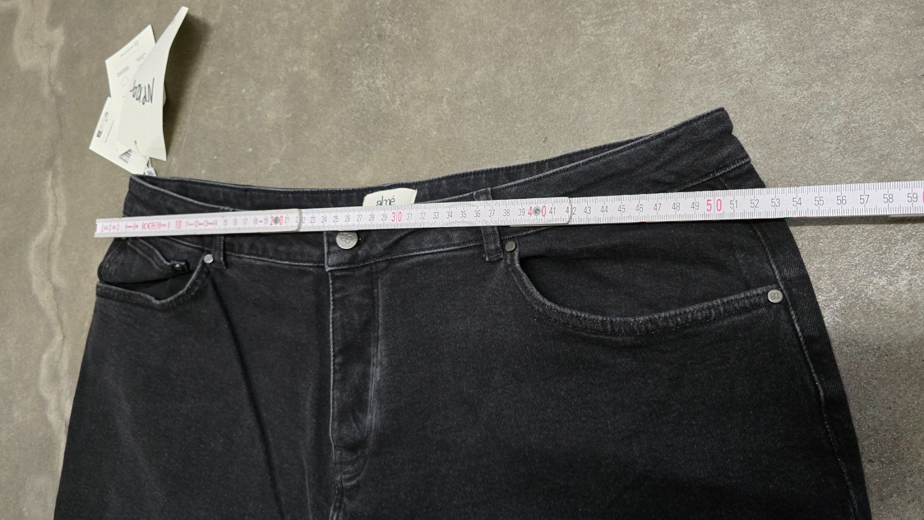 Jeans: Almé Paris Damen Jeans - 50 - anthrazit 👖 – Nuovo e nell'imballaggio originale da Thalwil venduto da VitaMini 2
