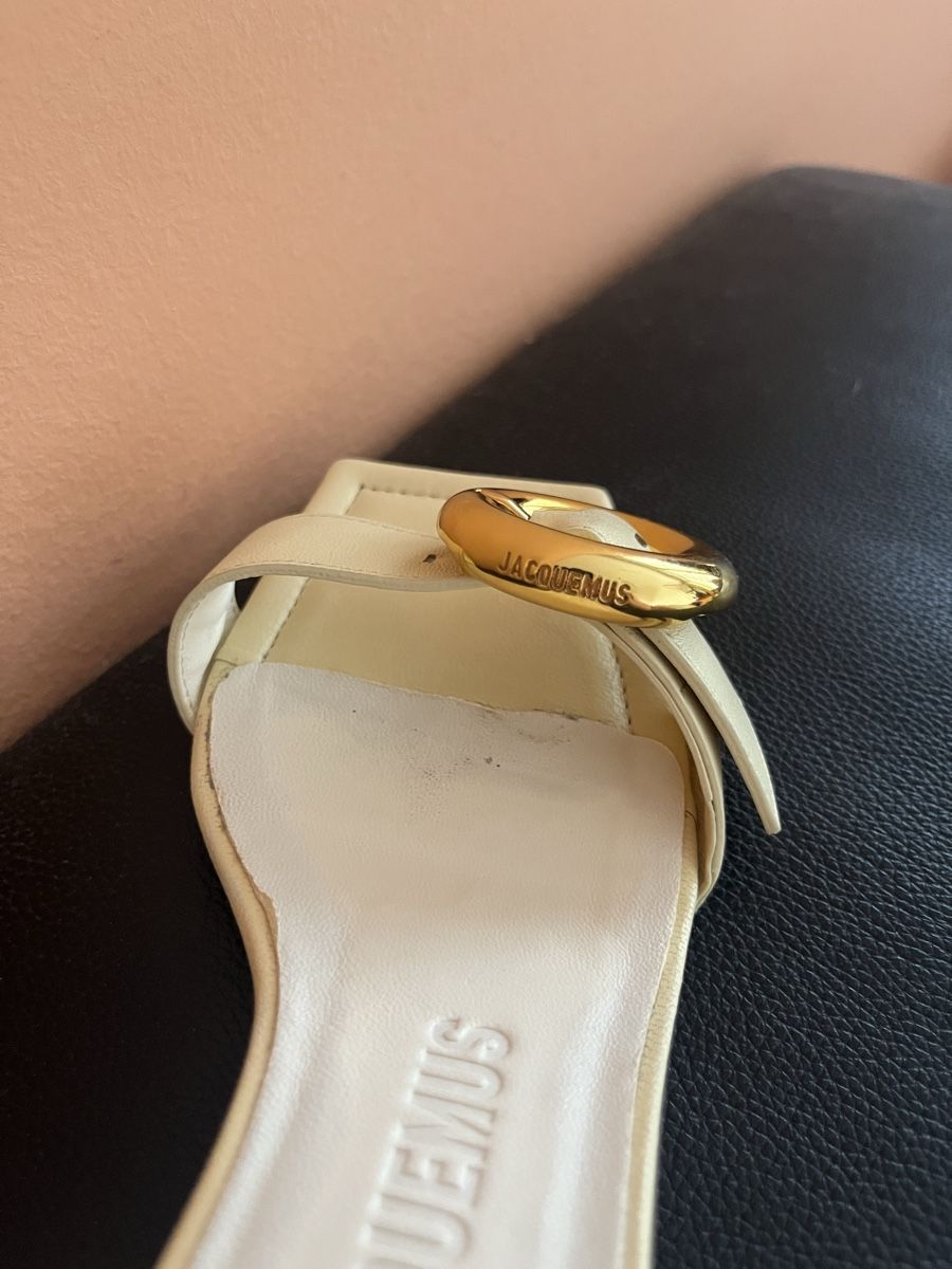 Jacquemus Damenschuhe: Jacquemus buckled leather mules – Gebraucht aus Zürich von ler_p76p 3