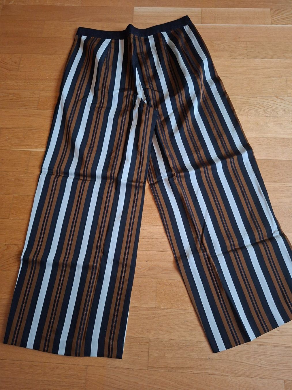 Marc Cain Pantaloni: MarcCain Stoffhosen gestreift – Usato da Unterentfelden venduto da hofa01 2