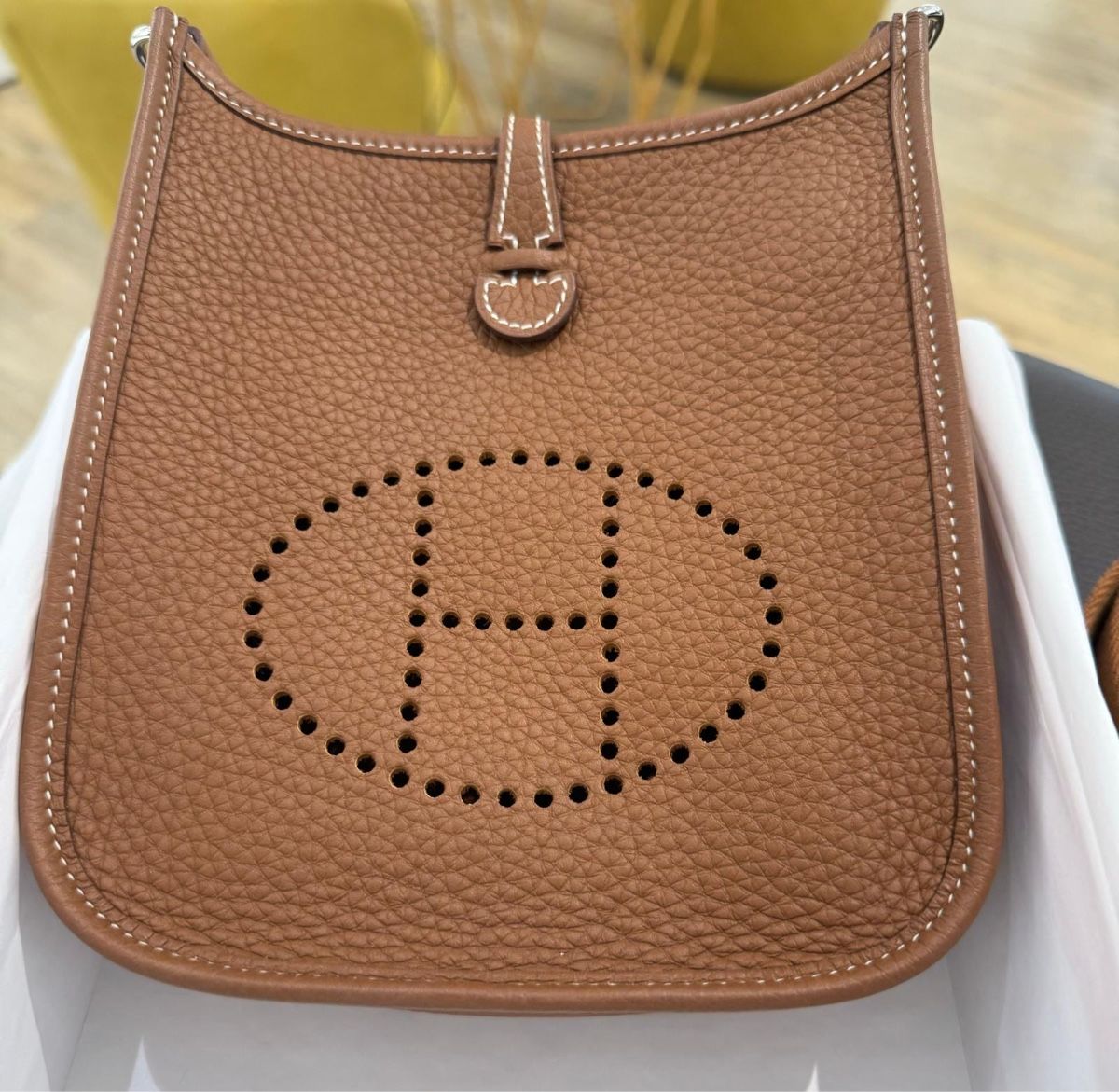 Hermès Borse da donna: Hermes Evelyne 16 – Nuovo (secondo la descrizione) da Grabs venduto da mylinh.nguyen95