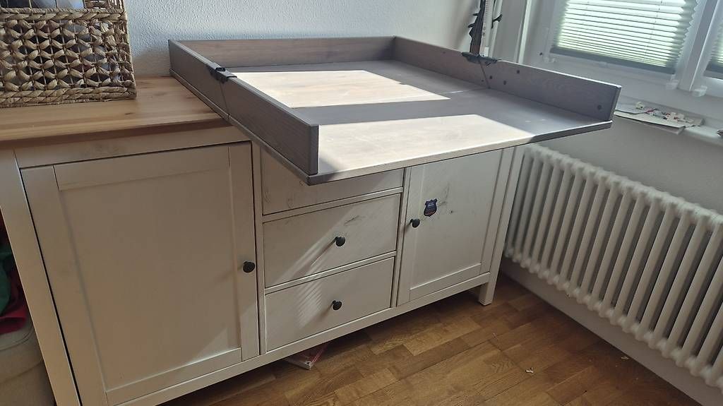 Wickeltisch & Zubehör: Table à langer – Gebraucht aus Morges von Aether.Materia 1