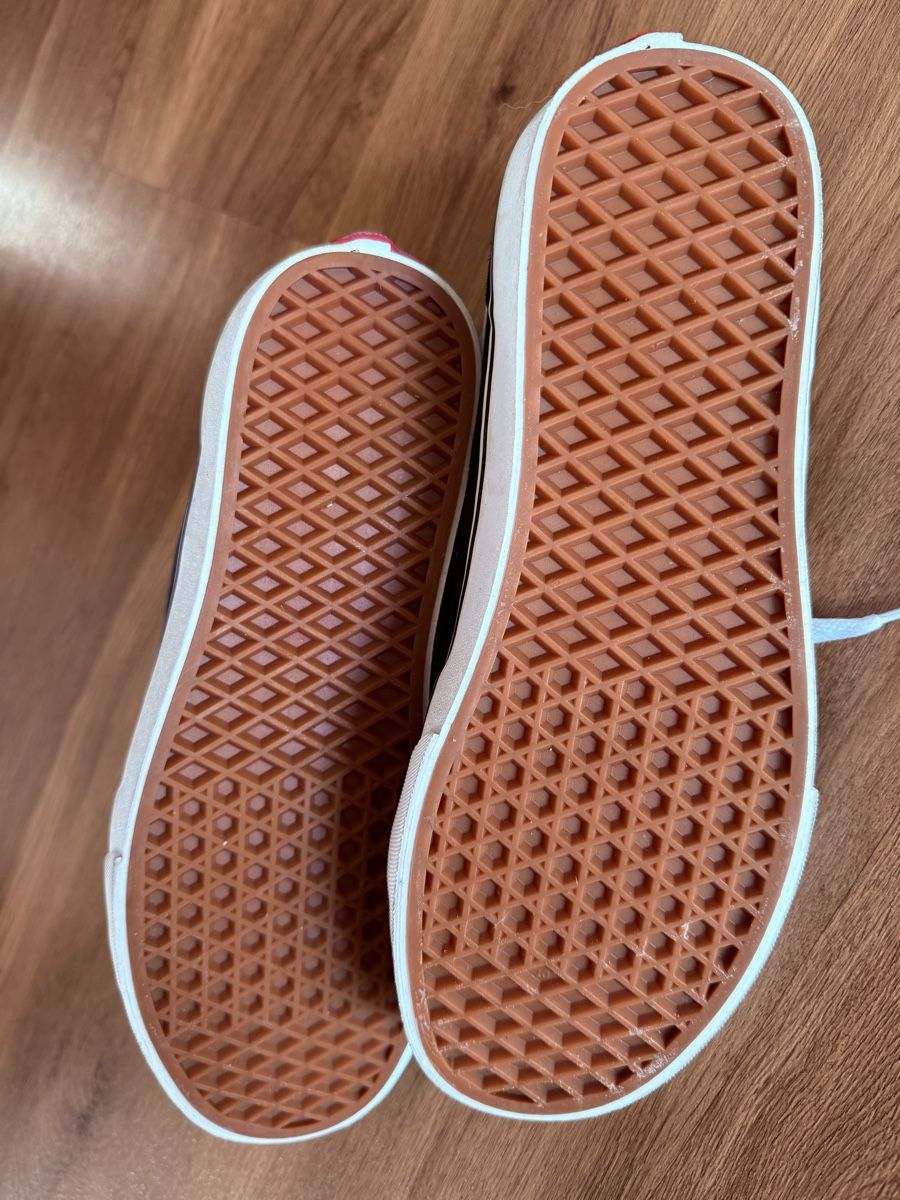 Vans Scarpe da uomo: Vans Schuhe, Grösse 42.5, neuwertig – Nuovo (secondo la descrizione) da Grenchen venduto da denosh 2