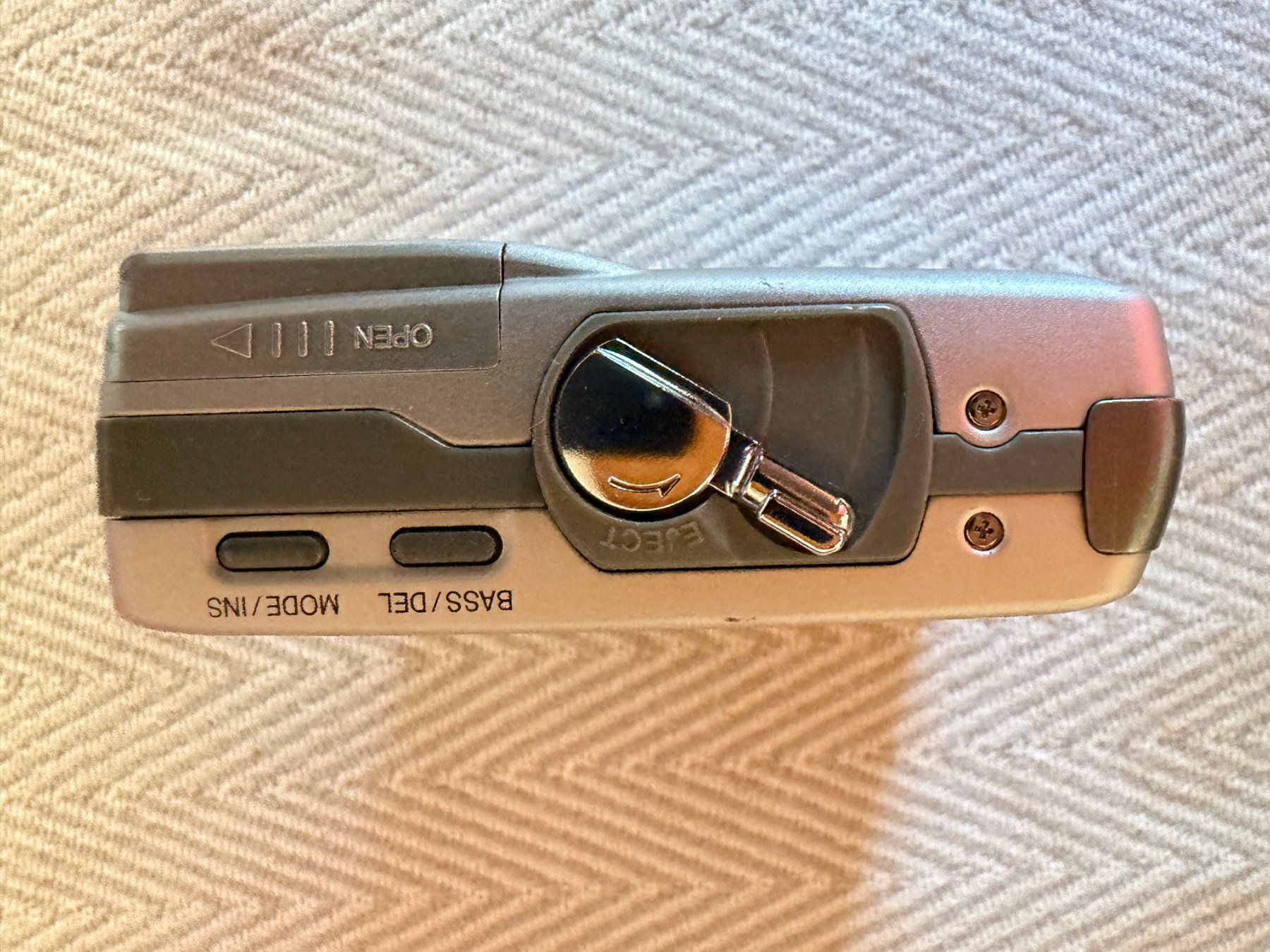 Minidisc: SHARP MINIDISC Player/Recorder + 18x leere MD's – Gebraucht aus Aarberg von umearocks 6
