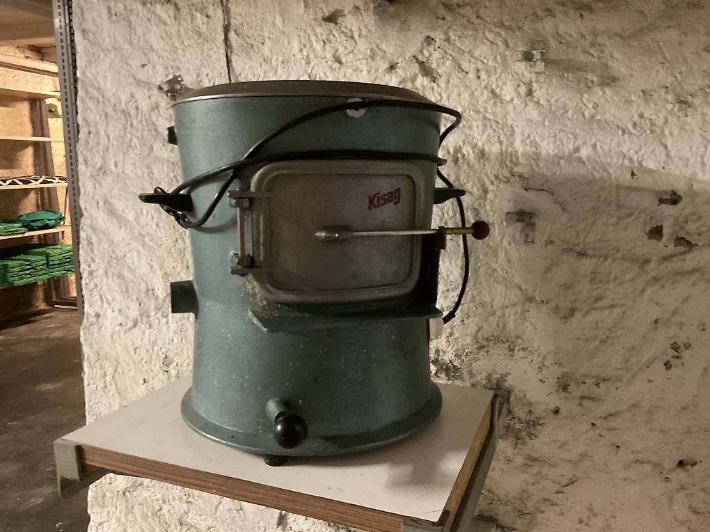 Appareils de cuisine: Kisag kartoffelschäler – D'occasion à Bürglen TG par jap_dcm6 2
