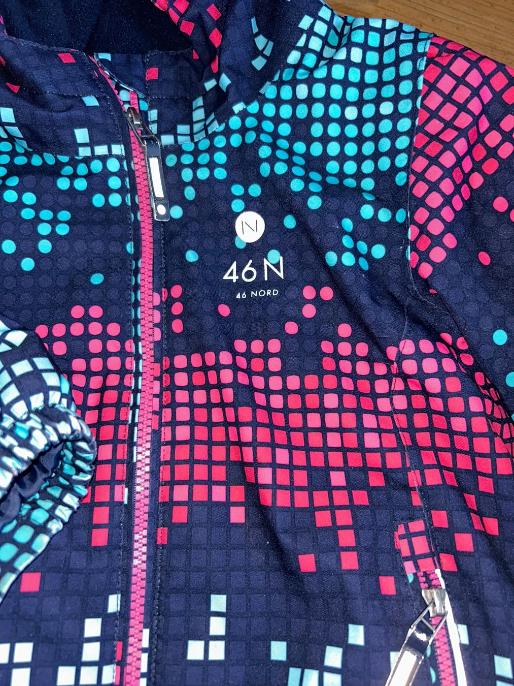 46 Nord Giacche & Cappotti: Winterjacke 46 Nord 98/104 – Usato da Safenwil venduto da 2hand_aber_wertvoll 2
