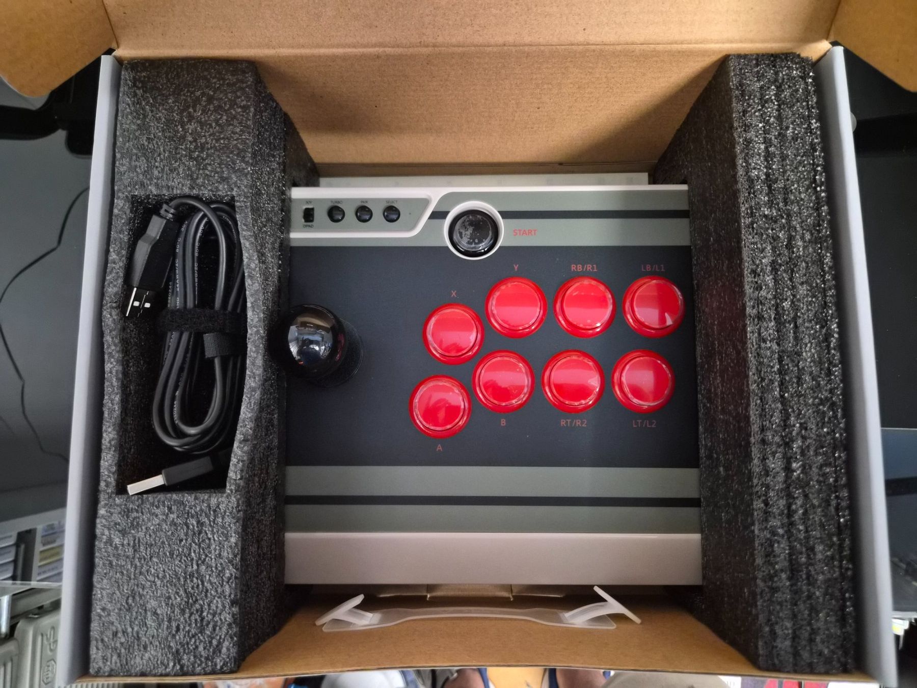 8BitDO Controller: 8Bitdo N30 Arcade Stick Bluetooth NEU nie gebraucht! – Nuovo e nell'imballaggio originale da Zürich venduto da Joselito0 1