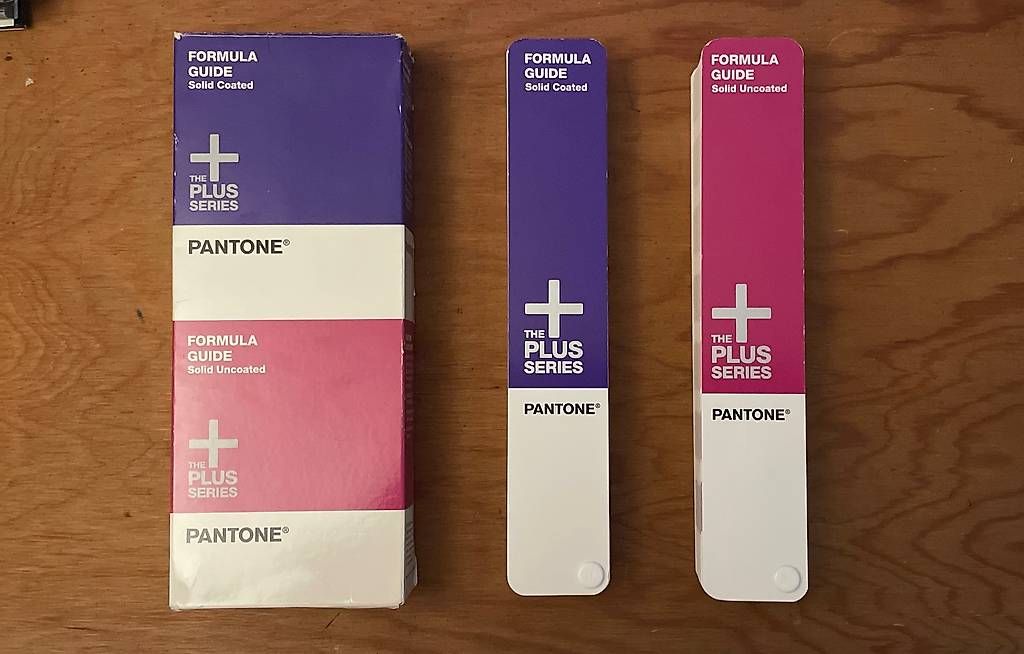 Bücher: Pantone Farbfächer Formula Guide – Gebraucht aus Winterthur von Siebeschloefer