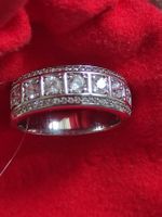 Tres jolie Bague en Argent 925 avec zircons