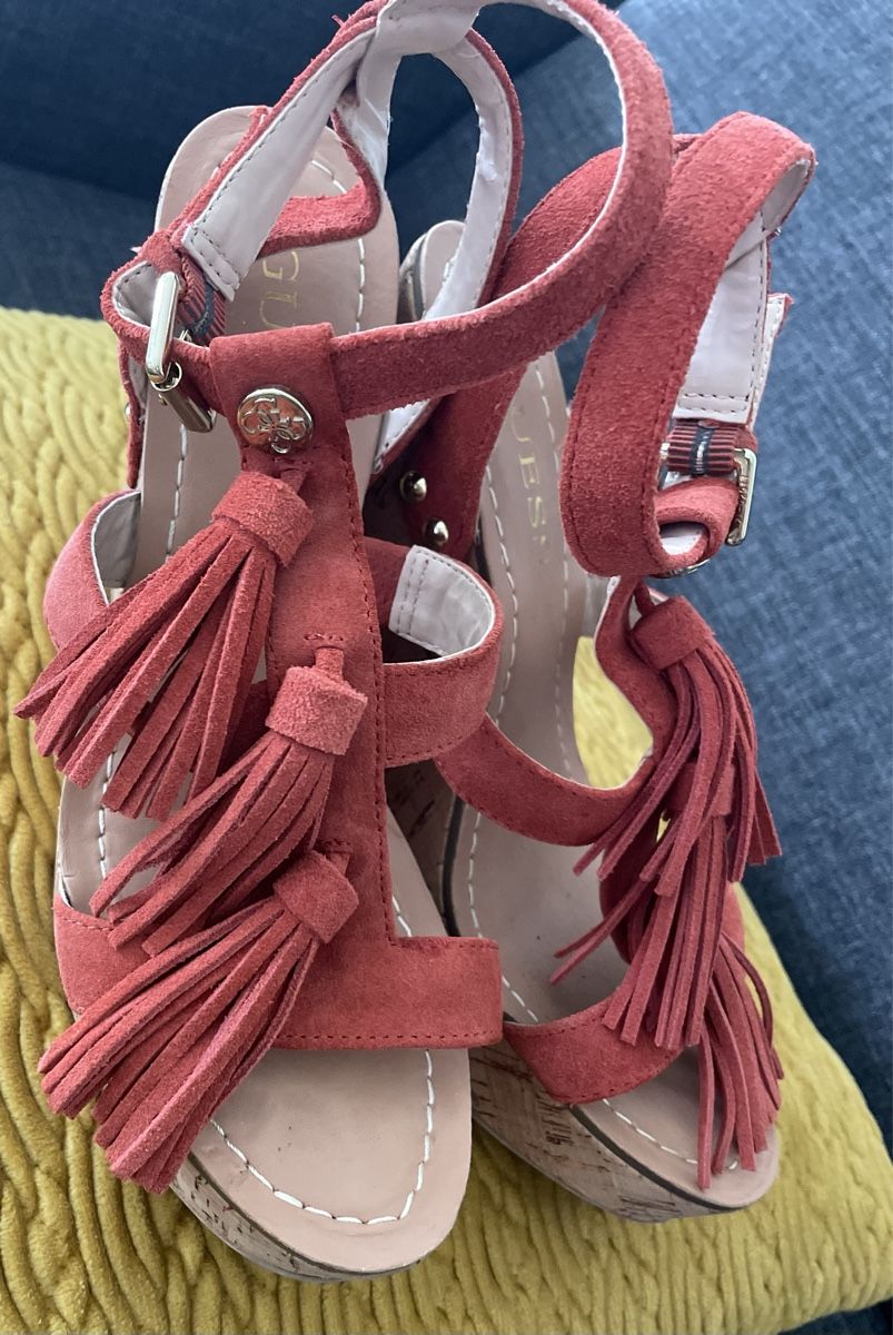 Guess Scarpe da donna: Guess Sandalen Gr. 37 – Usato da HORGEN venduto da paris007 8